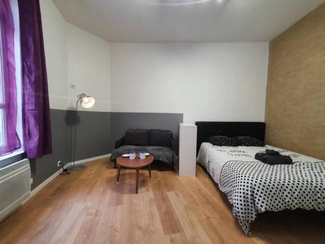 Rnb Locations Vichy Apartman Szoba fotó